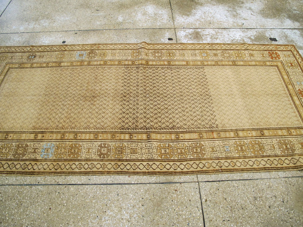Vintage Persian Kurdish Rug, No.17565 - Staging
