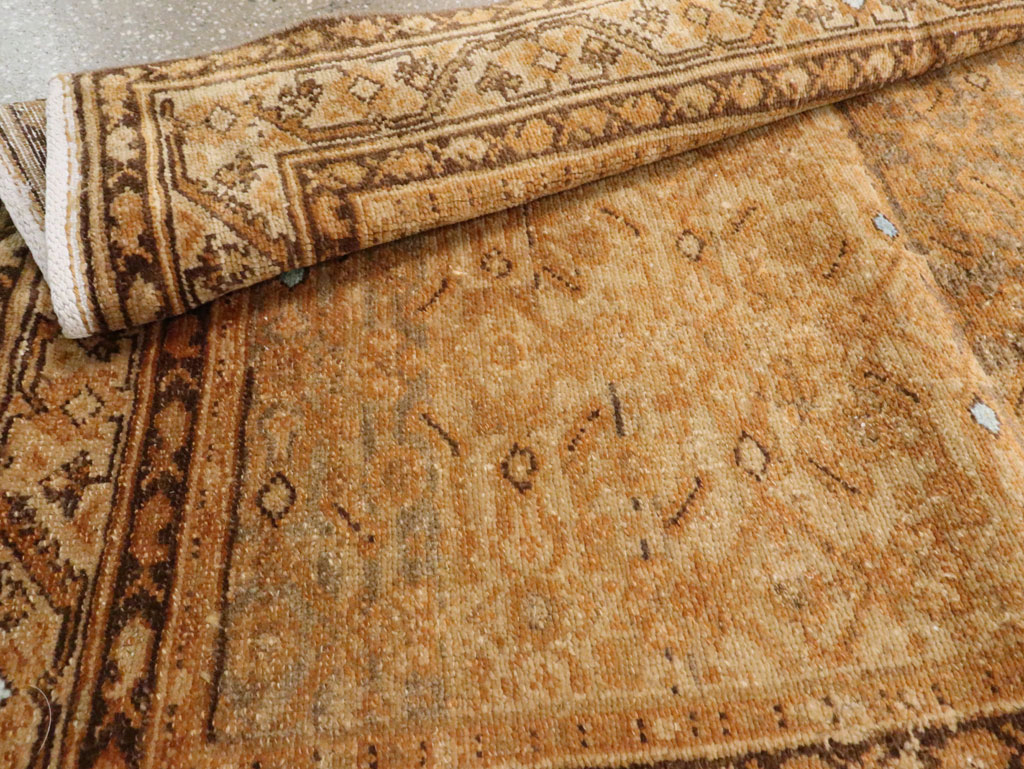 Antique Malayer Runner, No.17566 - Staging