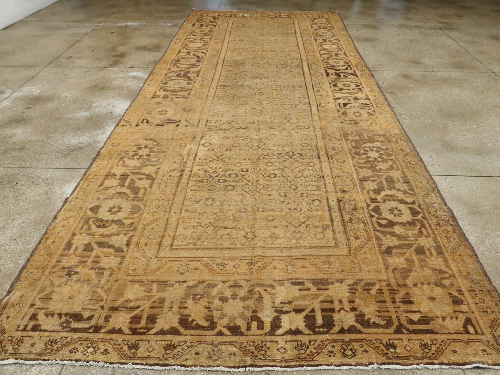 Antique Persian Malayer Carpet, No.17572 - Staging