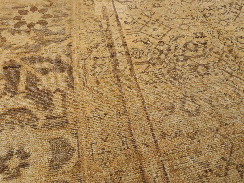Antique Persian Malayer Carpet, No.17572 - Staging