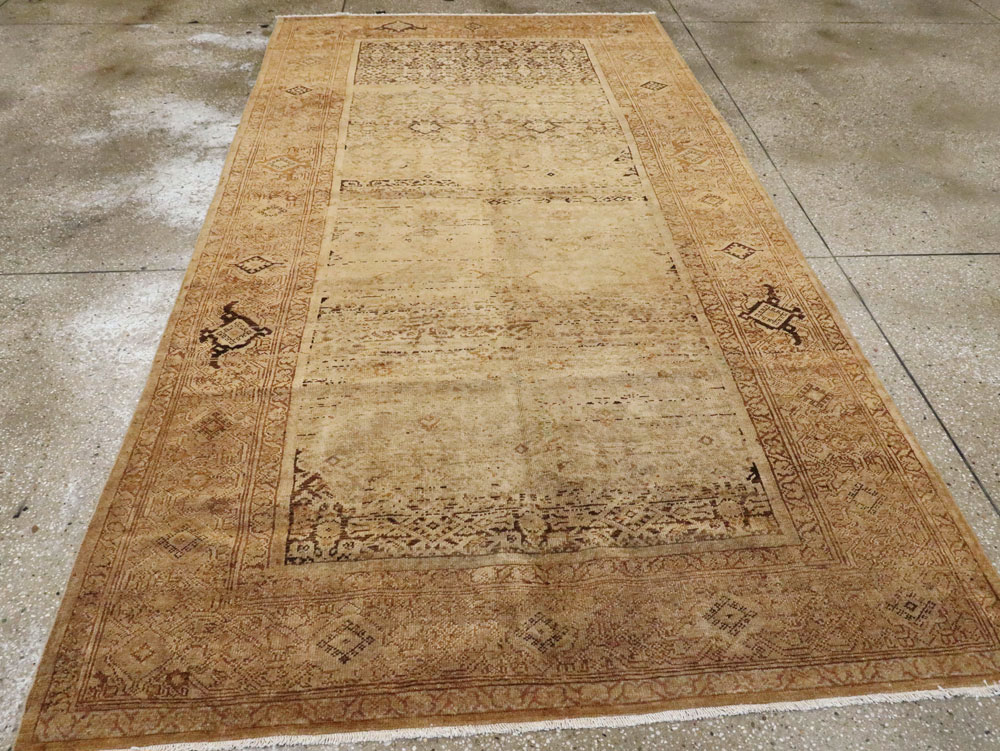 Vintage Persian Malayer Rug, No.17585 - Staging
