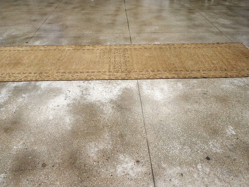 Vintage Persian Malayer Runner, No.17588 - Staging