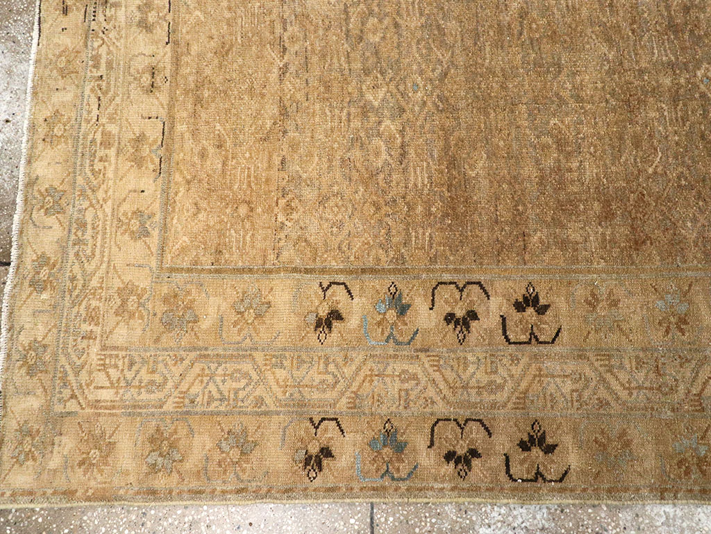 Vintage Persian Malayer Carpet, No.17592 - Staging