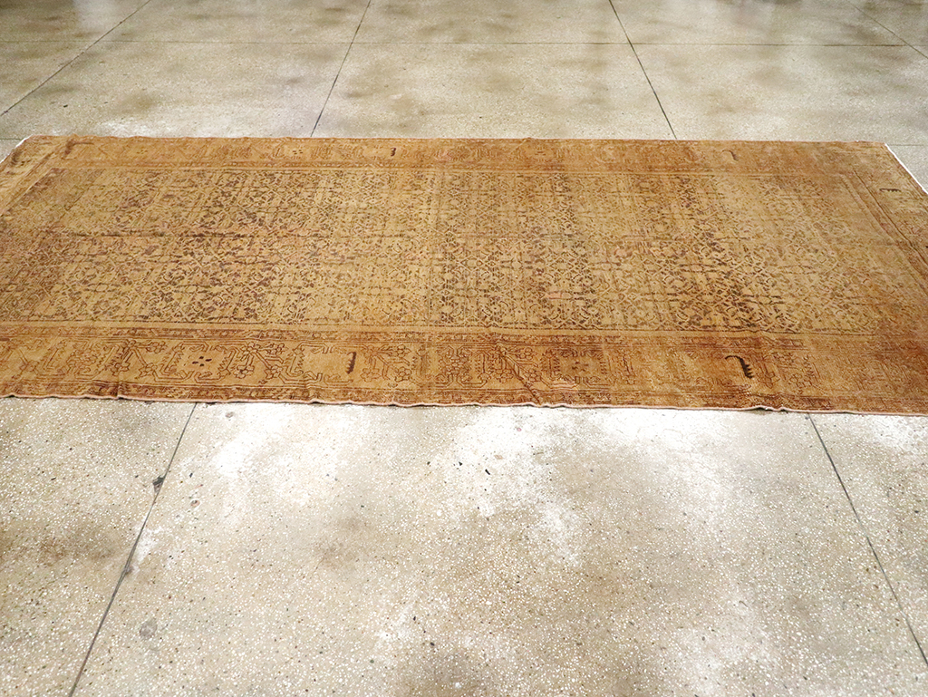 Antique Persian Malayer Carpet, No.17615 - Staging