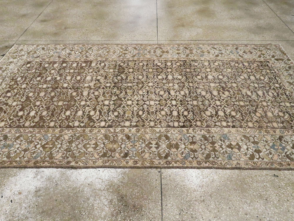 Antique Persian Malayer Carpet, No.17622 - Staging