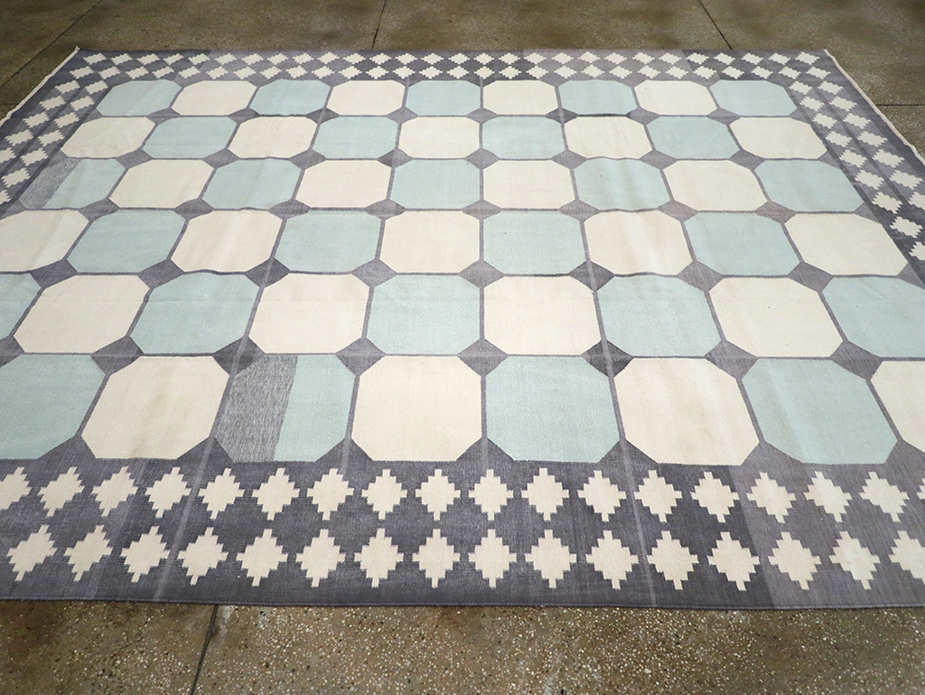 Flat-weave Indian Dhurrie, No.17633 - Staging