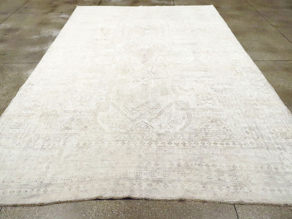 Vintage Cotton Agra Carpet, No.17643 - Staging