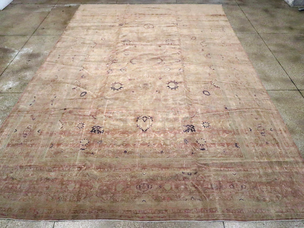 Vintage Turkish Sivas Carpet, No.17654 - Staging
