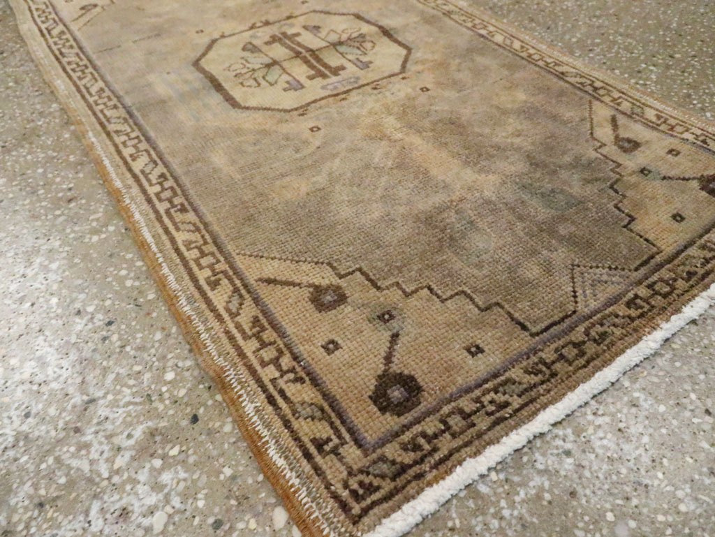 Vintage Turkish Oushak Rug, No.17687 - Staging