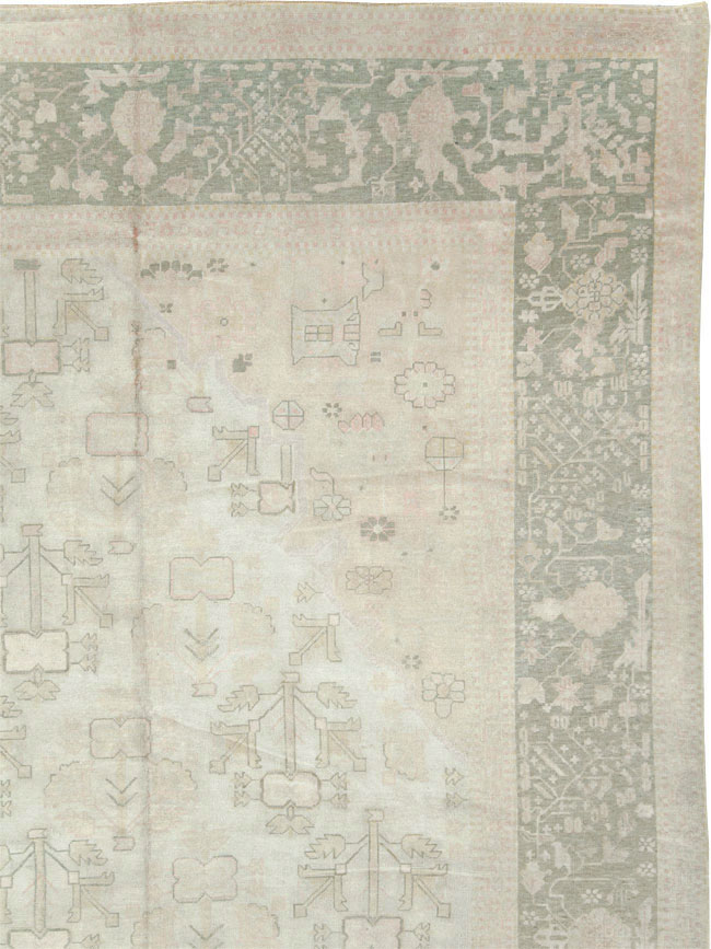 Antique Turkish Oushak Carpet, No.17710 - Staging