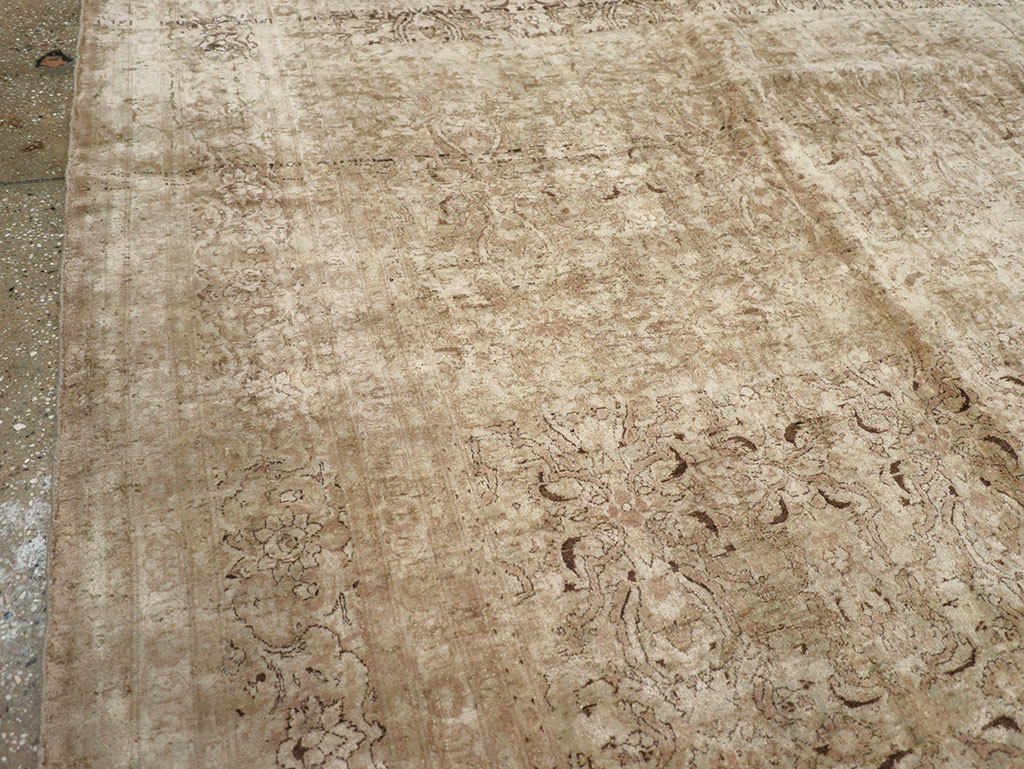 Antique Persian Mashad Carpet, No.17746 - Staging