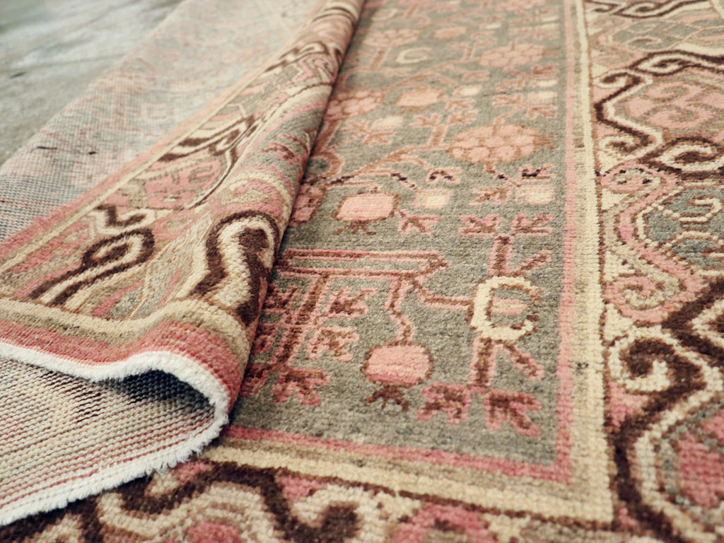 Vintage East Turkestan Khotan Carpet, No.17842 - Staging