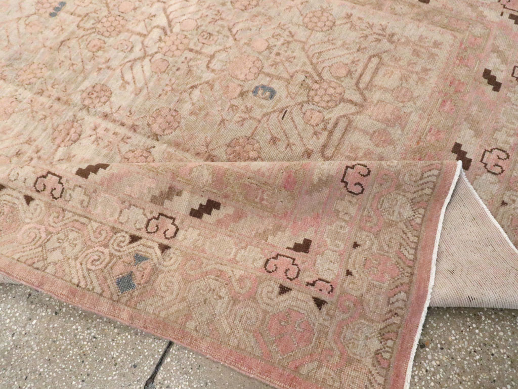 Vintage East Turkestan Khotan Carpet, No.17858 - Staging