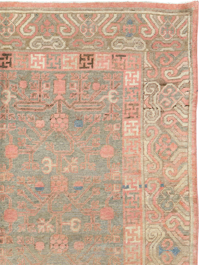 Vintage East Turkestan Khotan Carpet, No.17860 - Staging