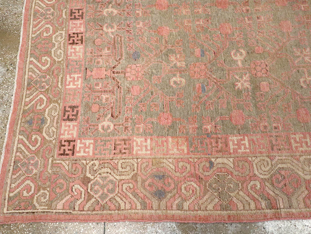 Vintage East Turkestan Khotan Carpet, No.17860 - Staging