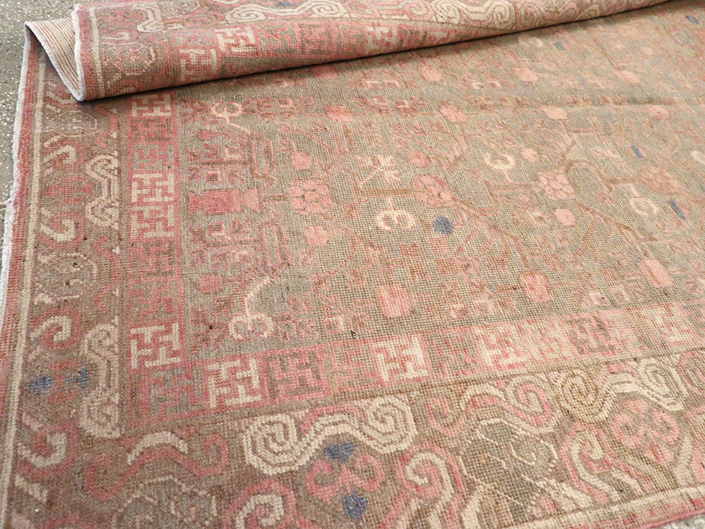 Vintage East Turkestan Khotan Carpet, No.17860 - Staging