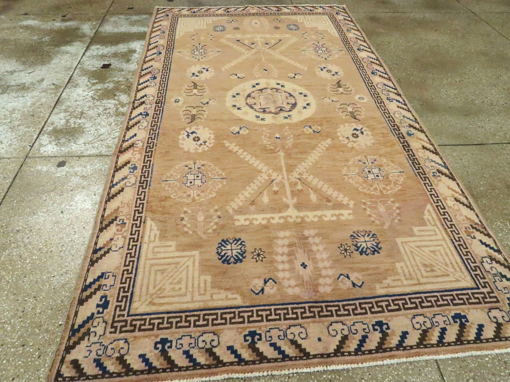 Antique East Turkestan Khotan Carpet, No.17870 - Staging