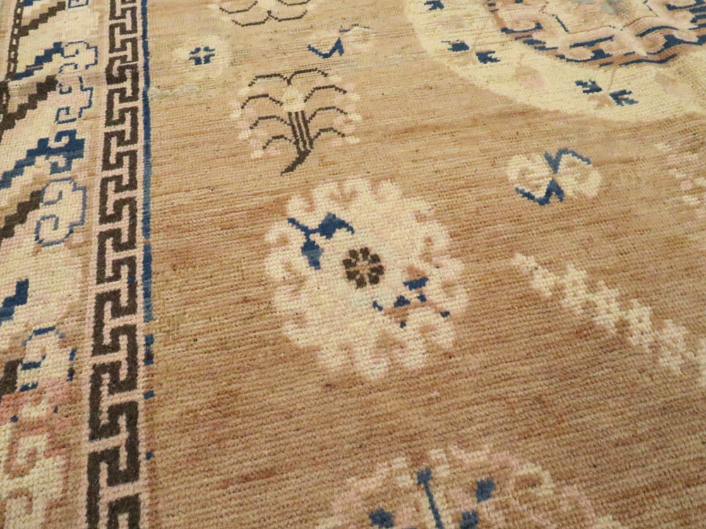 Antique East Turkestan Khotan Carpet, No.17870 - Staging