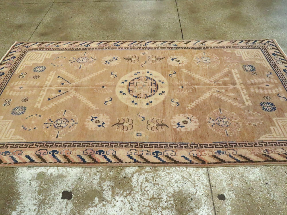 Antique East Turkestan Khotan Carpet, No.17870 - Staging