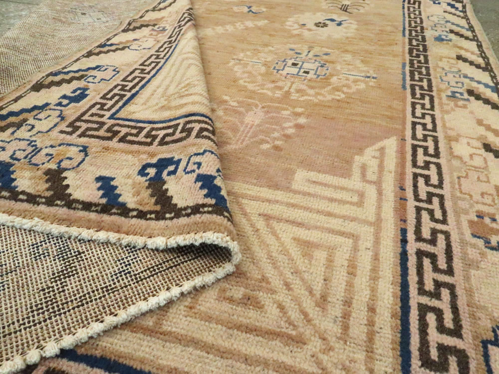 Antique East Turkestan Khotan Carpet, No.17870 - Staging