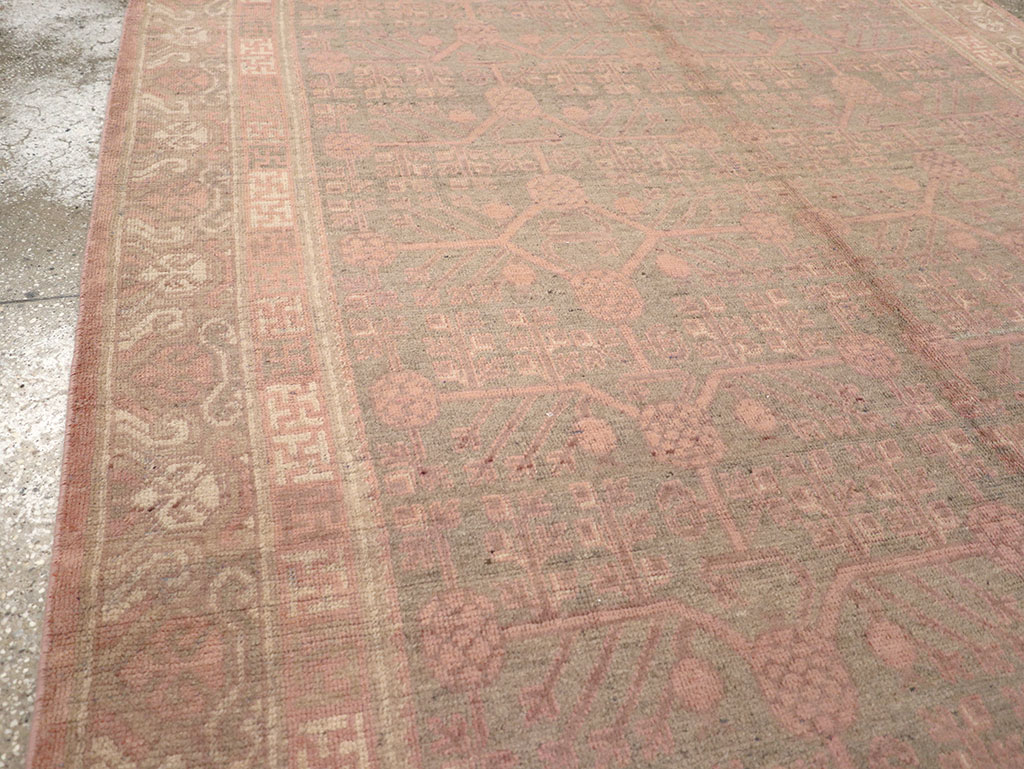 Vintage East Turkestan Khotan Carpet, No.17879 - Staging