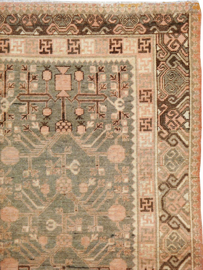 Vintage East Turkestan Khotan Gallery Carpet, No.17880 - Staging