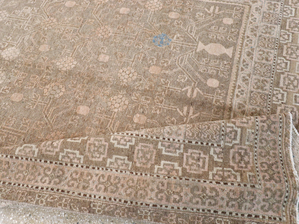 Vintage East Turkestan Khotan Carpet, No.17886 - Staging