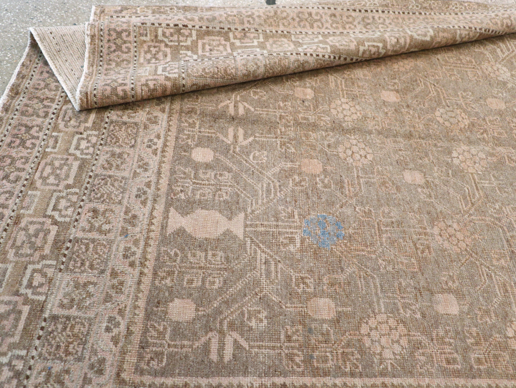 Vintage East Turkestan Khotan Carpet, No.17886 - Staging