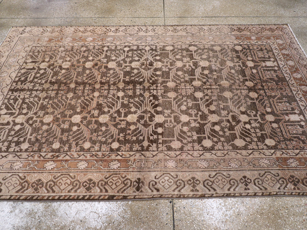 Vintage East Turkestan Khotan Carpet, No.17887 - Staging