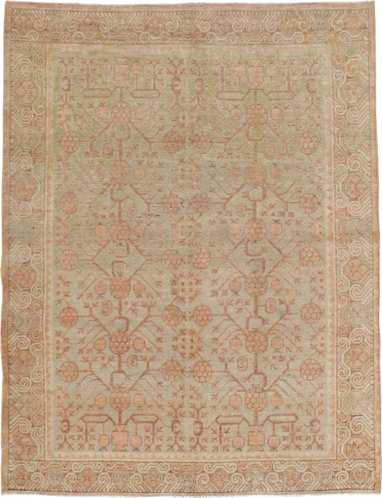 Vintage East Turkestan Khotan Carpet, No.17895 - Staging
