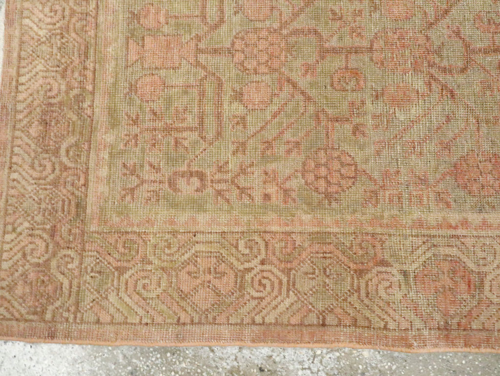 Vintage East Turkestan Khotan Carpet, No.17895 - Staging
