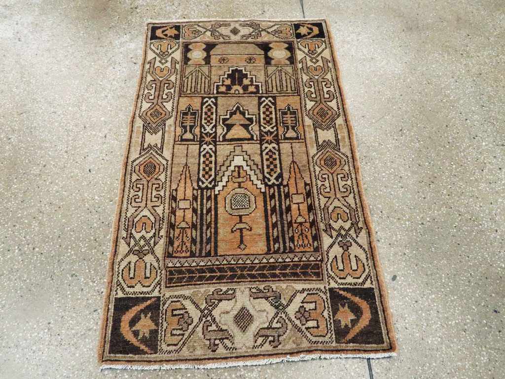 Antique East Turkestan Khotan Rug, No.17897 - Staging