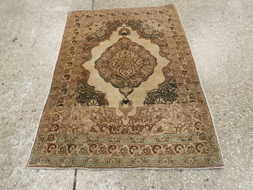 Antique Persian Tabriz Hagi Jalili Rug, No.17919 - Staging