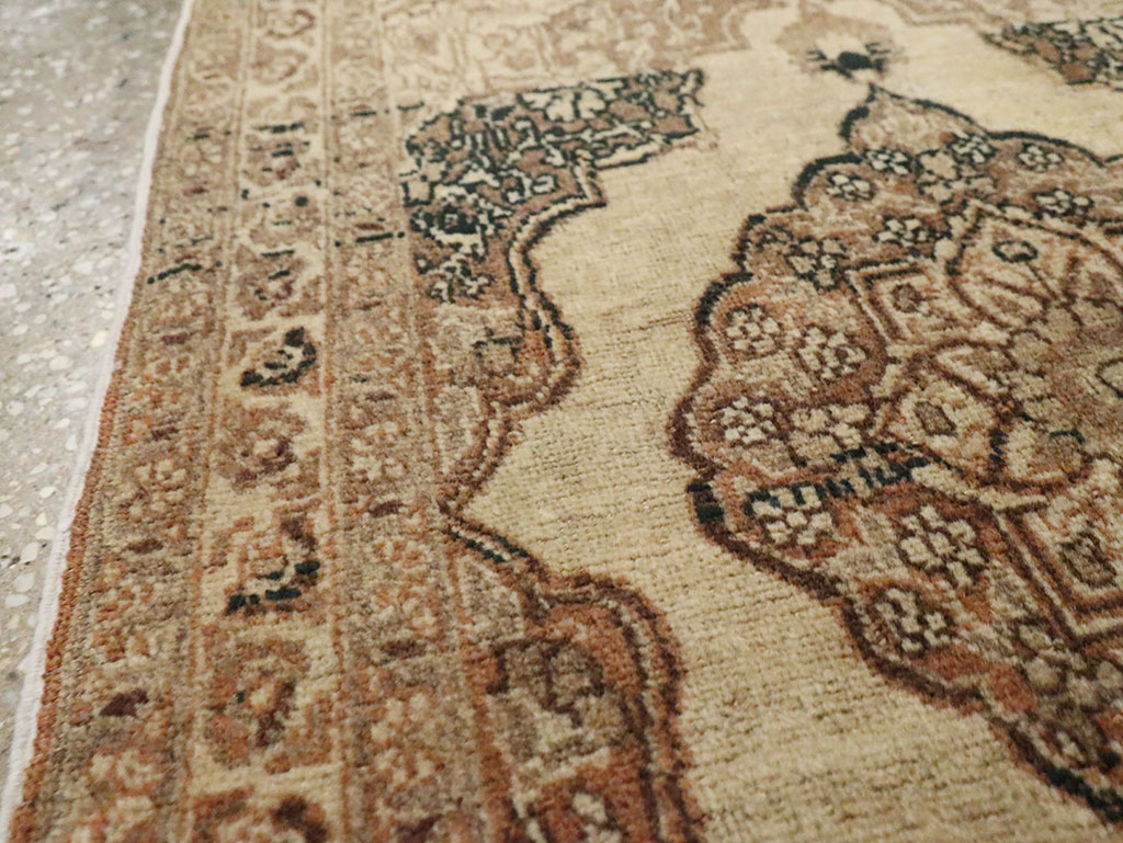 Antique Persian Tabriz Hagi Jalili Rug, No.17919 - Staging