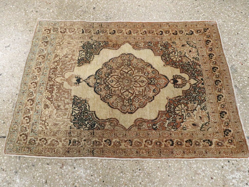 Antique Persian Tabriz Hagi Jalili Rug, No.17919 - Staging