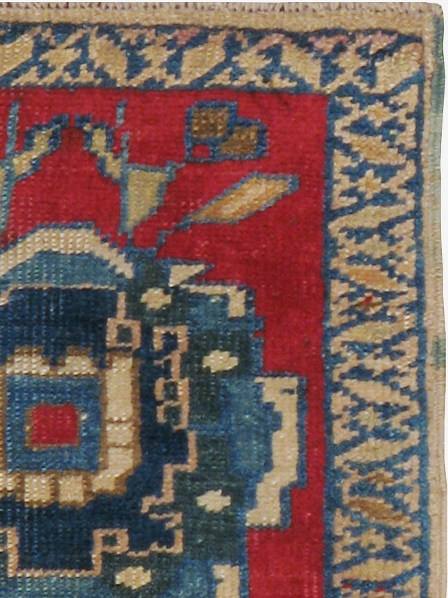 Antique Persian Heriz Square Throw Rug, No.17938 - Staging
