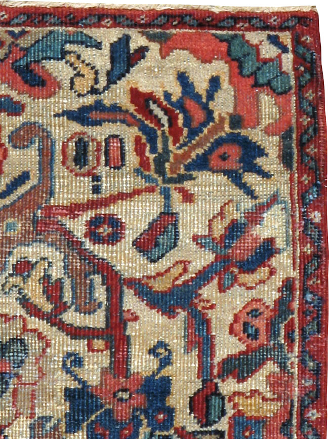 Antique Persian Mahal Rug, No.17947 - Staging