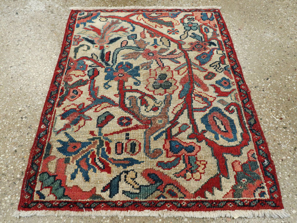 Antique Persian Mahal Rug, No.17947 - Staging