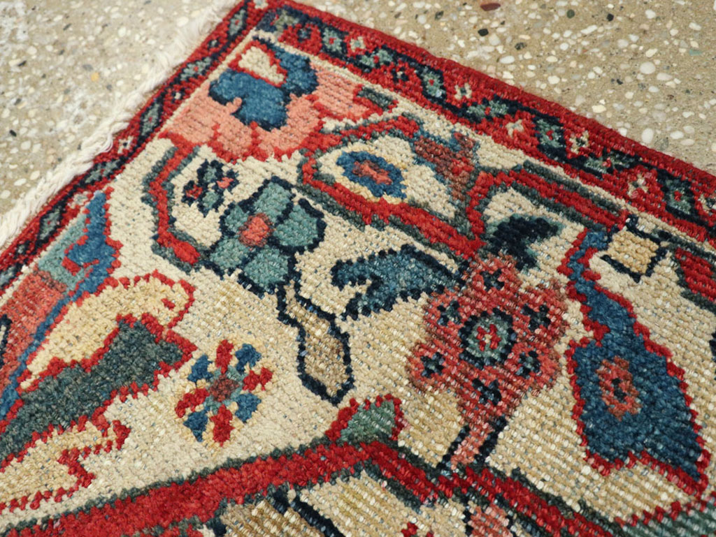 Antique Persian Mahal Rug, No.17947 - Staging