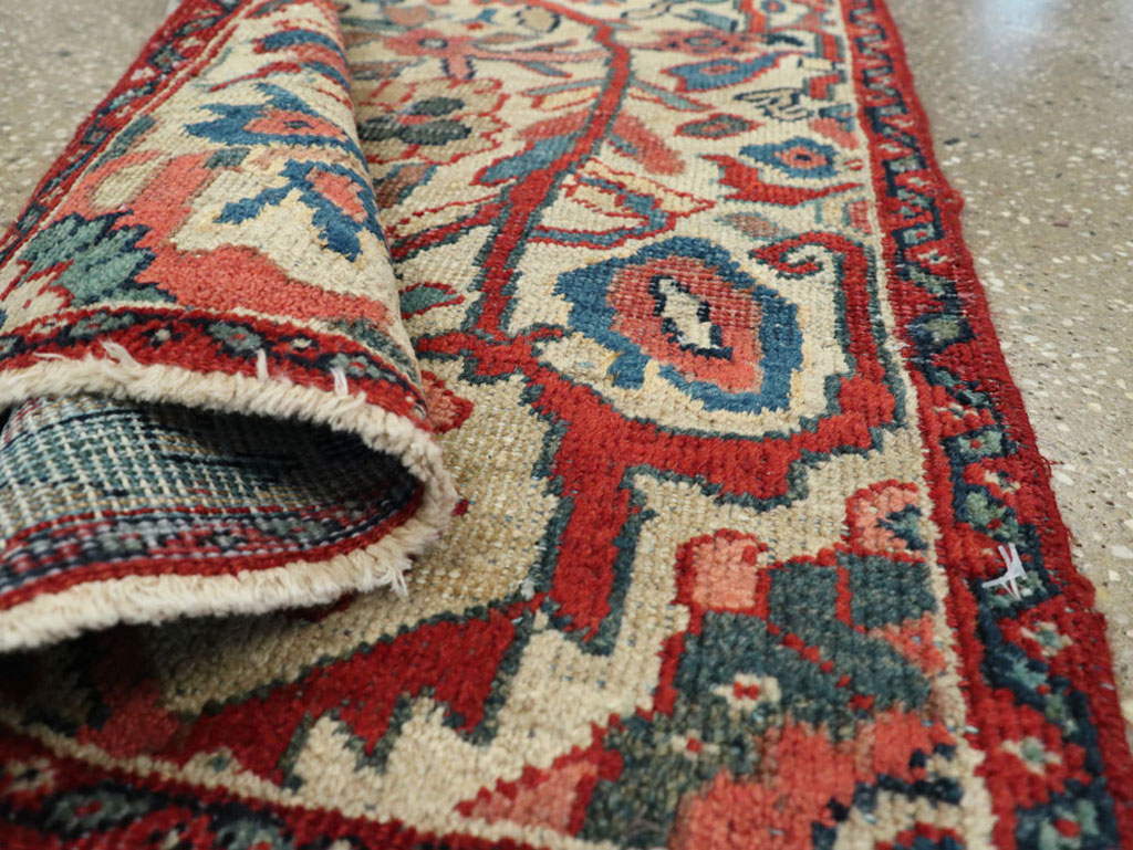 Antique Persian Mahal Rug, No.17947 - Staging