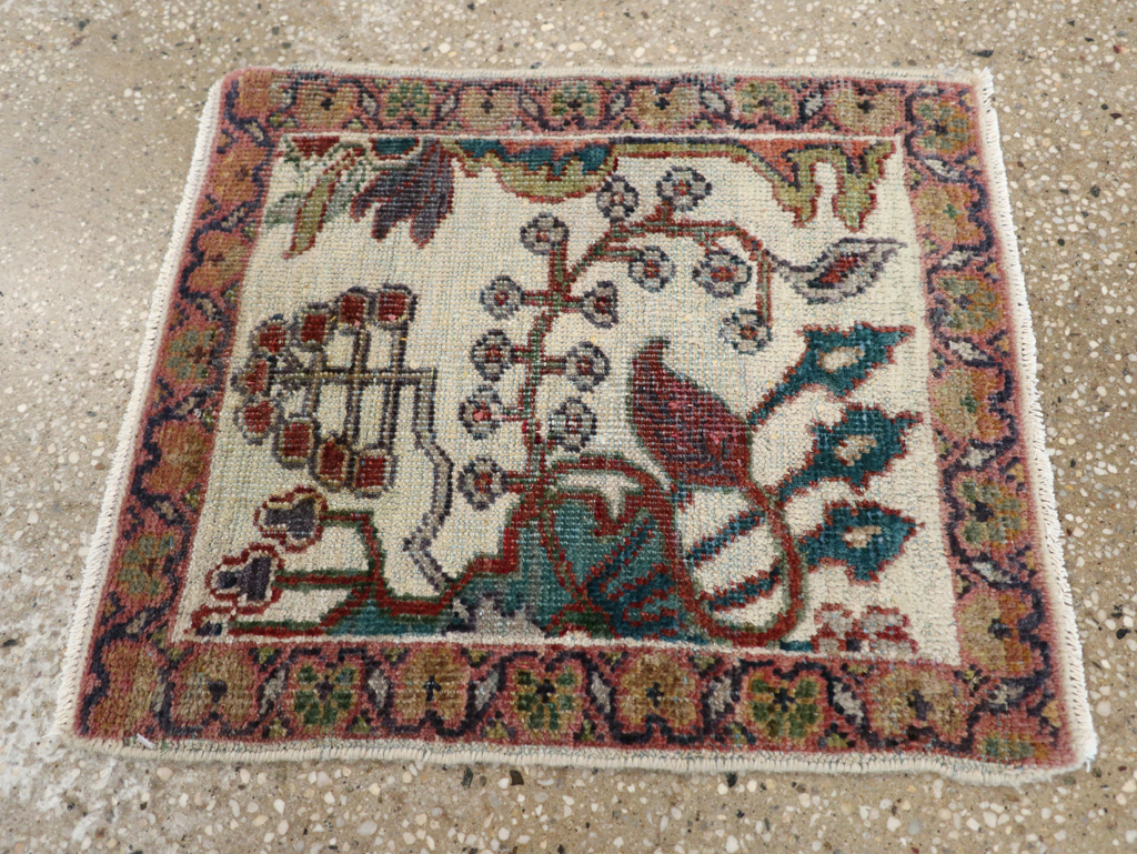 Vintage Persian Mahal Rug, No.17949 - Staging