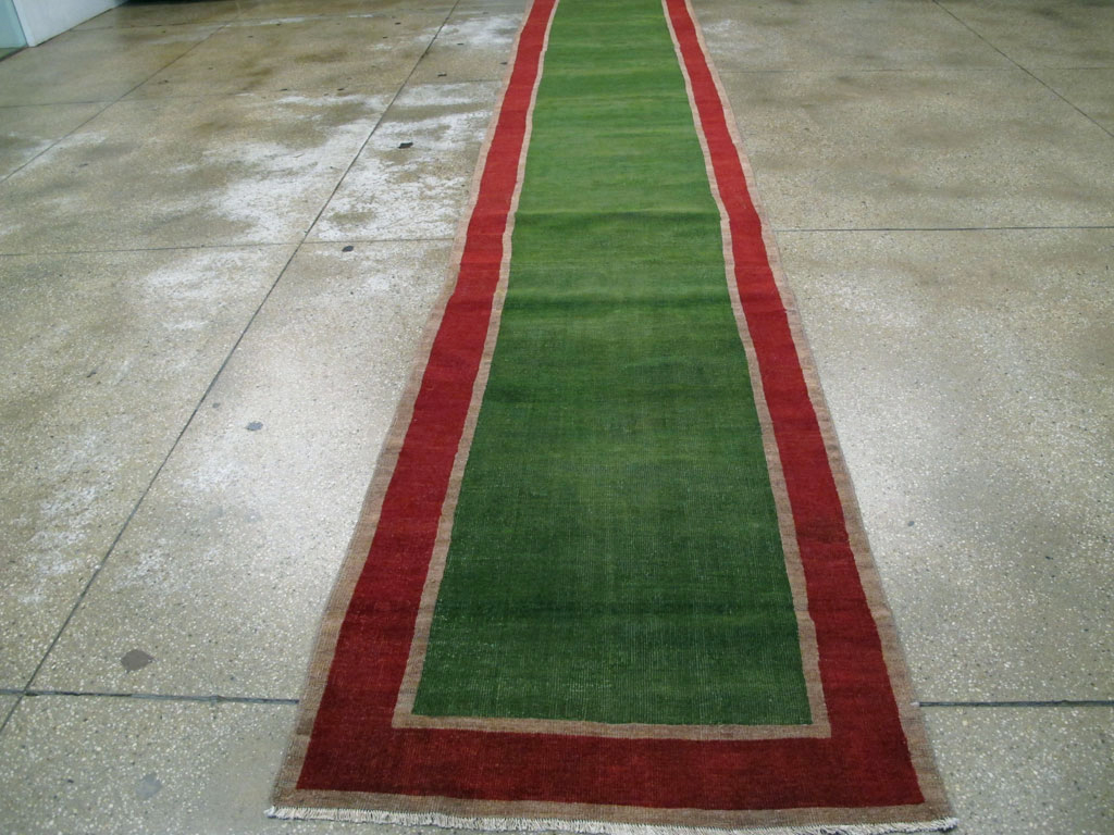 Vintage Persian Mahal Runner, No.17951 - Staging