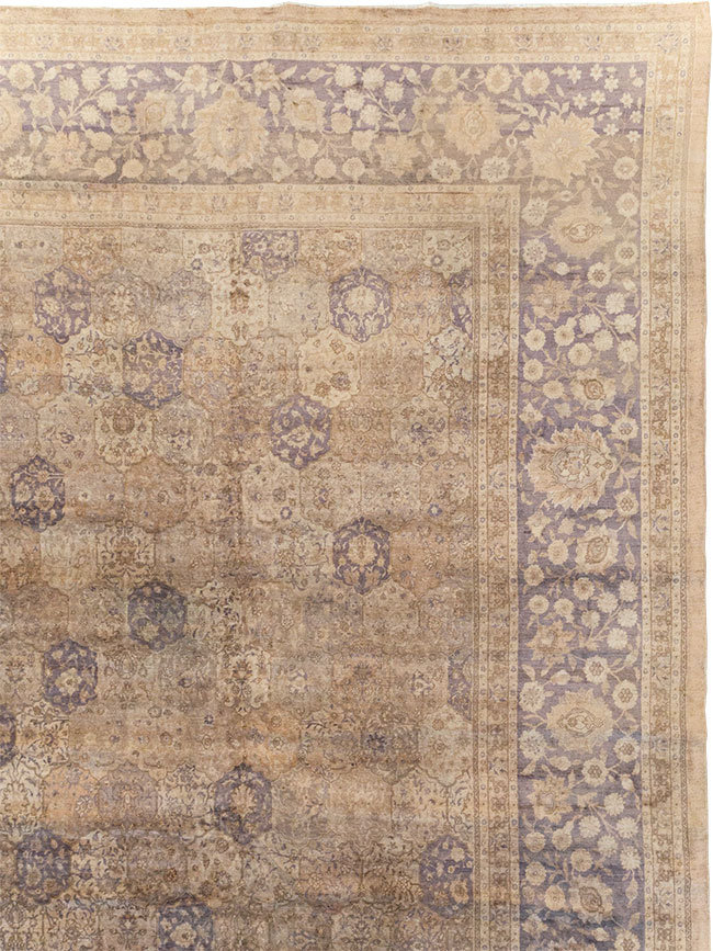 Vintage Turkish Sivas Oversize Carpet, No.17982 - Staging