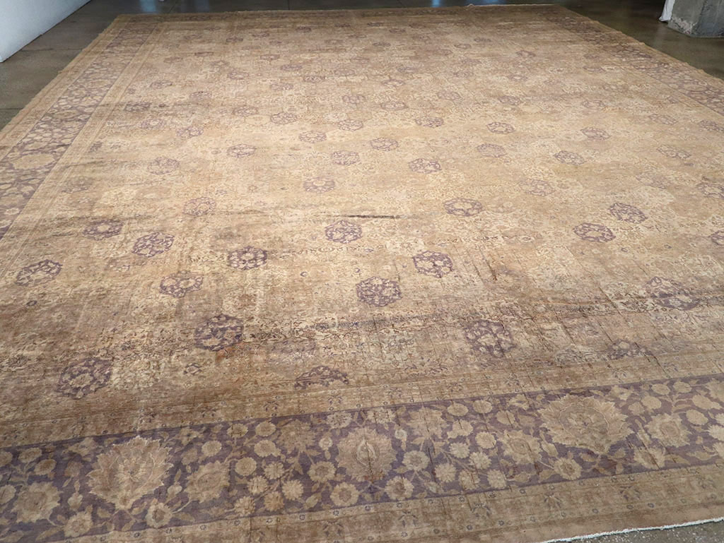 Vintage Turkish Sivas Oversize Carpet, No.17982 - Staging