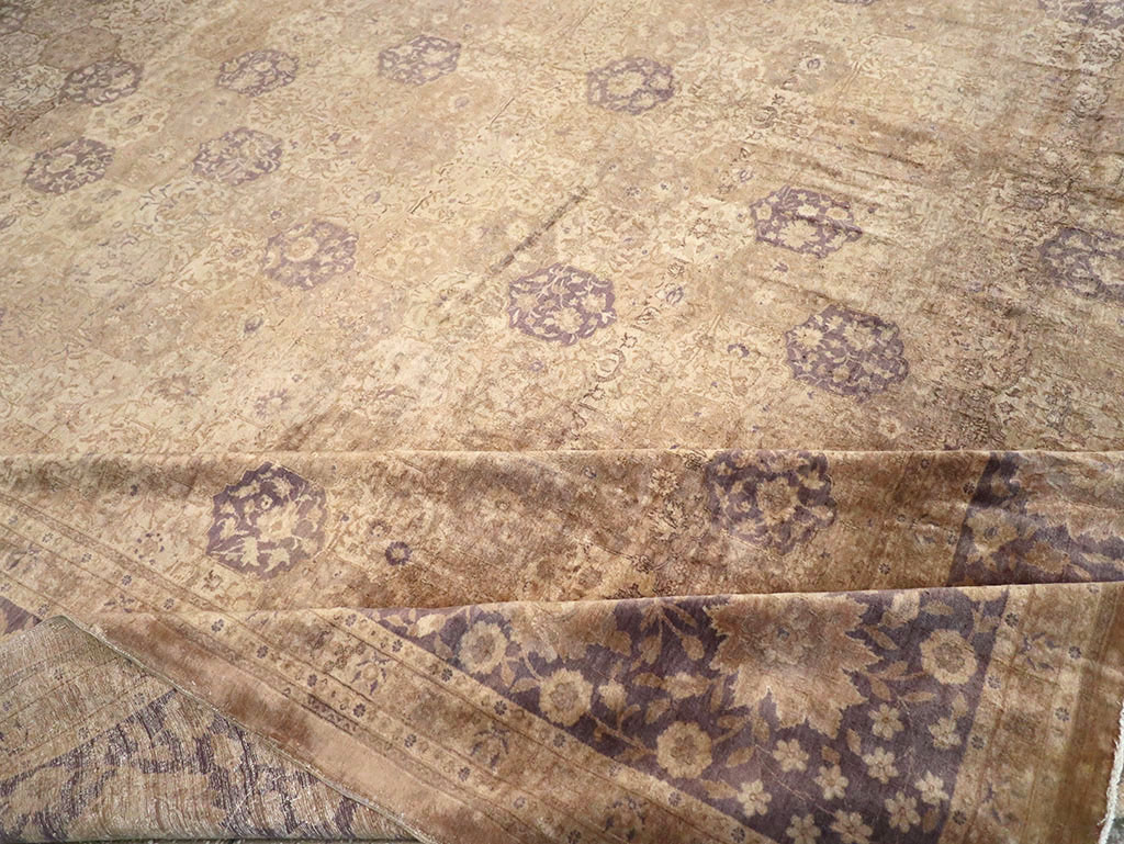 Vintage Turkish Sivas Oversize Carpet, No.17982 - Staging