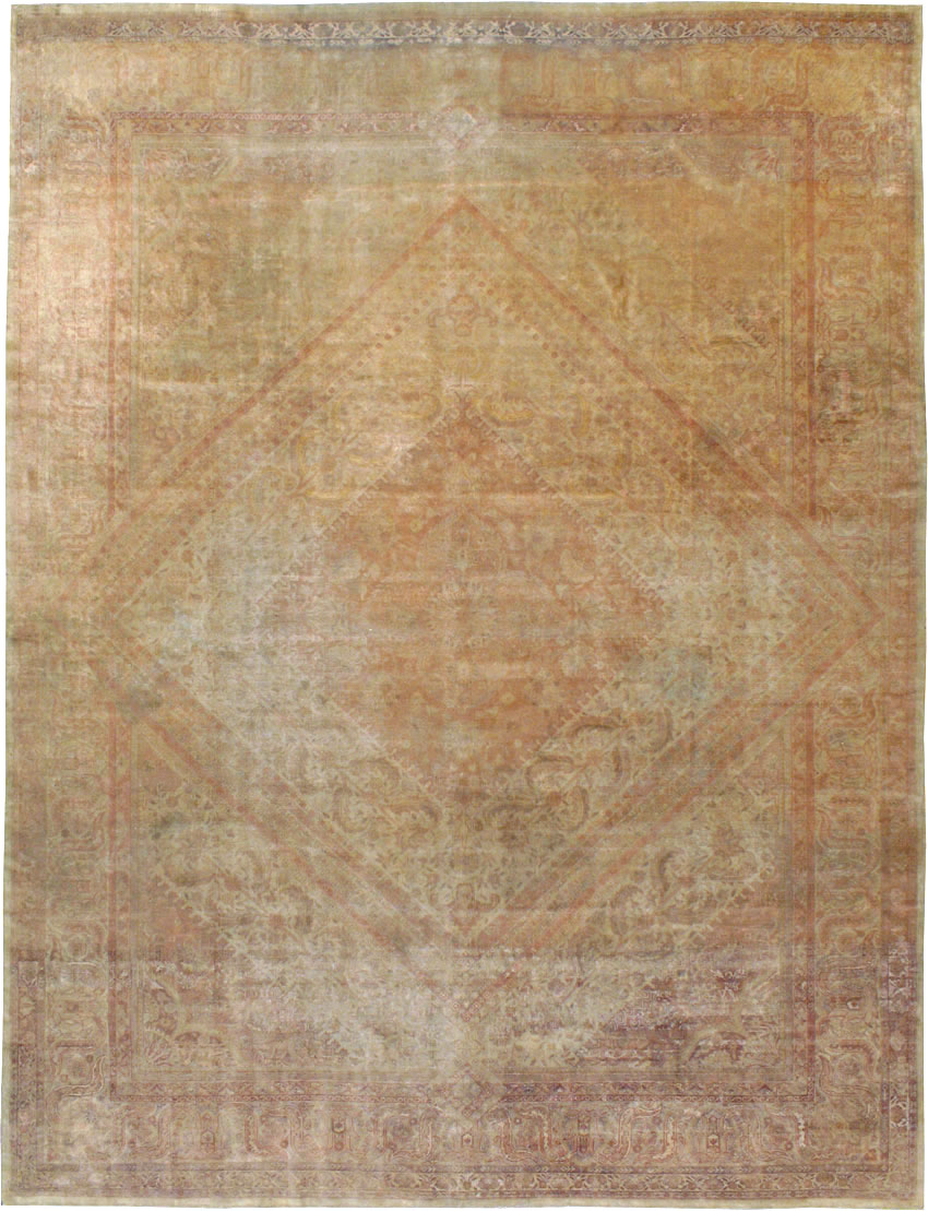 Vintage Turkish Sivas Carpet, No.17988 - Staging