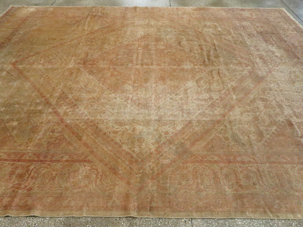 Vintage Turkish Sivas Carpet, No.17988 - Staging
