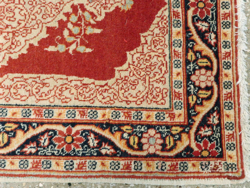 Antique Tabriz Hagi Jalili Rug, No.18020 - Staging