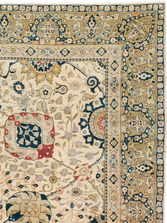 Antique Persian Tabriz Carpet, No.18022 - Staging