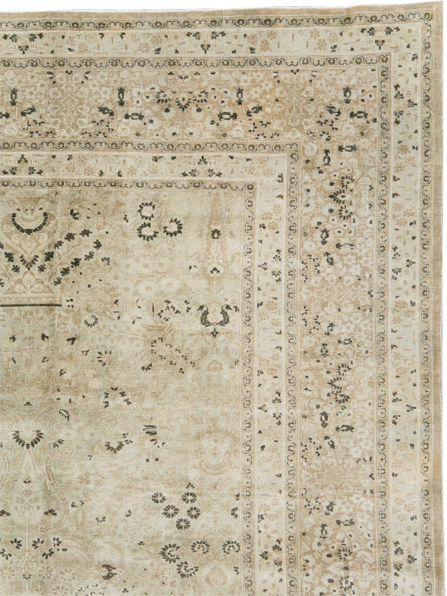 Antique Persian Mashad Carpet, No.18064 - Staging